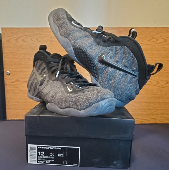 Shoes - Picture 5 of 8